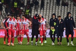 CRNI VIKEND ZA CRVENO-BELE Zvezda saznala loše vesti, čeka je (verovatno) mnogo teži posao