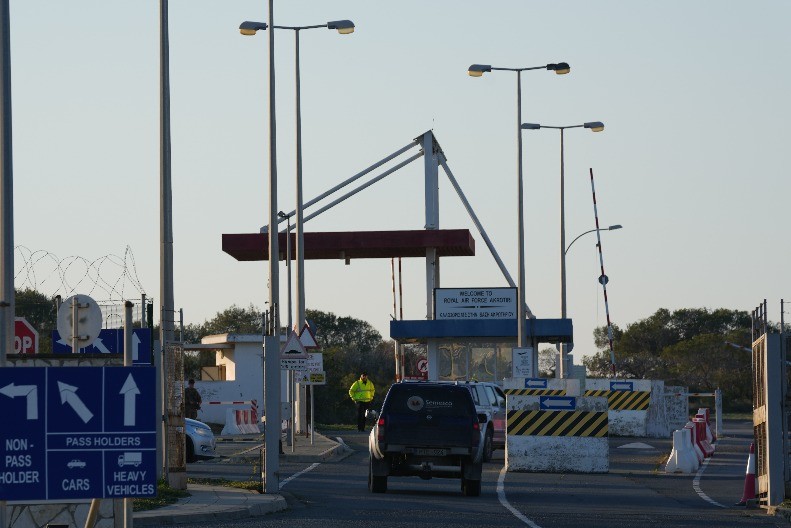 EKSPLOZIJE NA KIPRU! Pogođena britanska vojna baza! Rat se preliva na region!