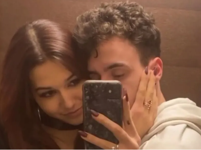 TO JE LJUBAV Ovako je dečko bodrio Angelinu Topić (FOTO)