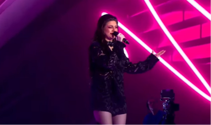 TAKMIČARKI "PINKOVIH ZVEZDA" UMRO OTAC Saopštila kada će se održati sahrana