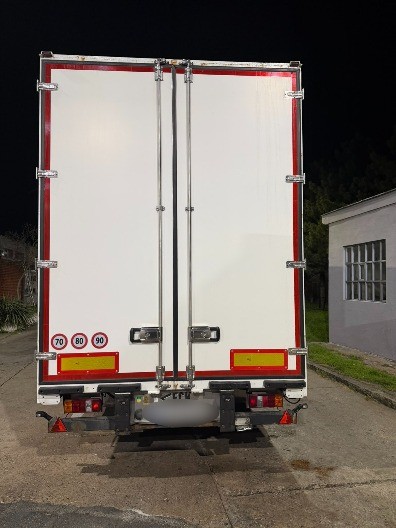SPREČEN POKUŠAJ KRIJUMČARENJA NA VATINU Evo šta je nađeno u kamionu umesto prijavljenih cigareta (FOTO)