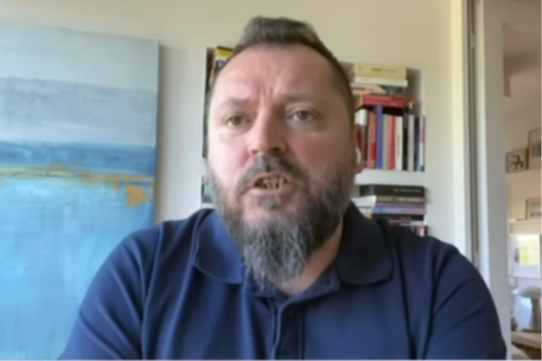 BEZ SRAMA Bursać udario na SPC i svetosavlje