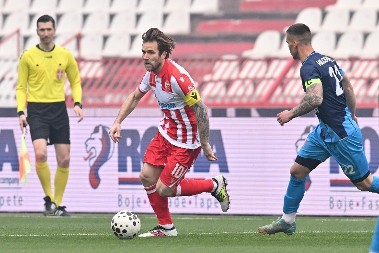 CRVENA ZVEZDA - RADNIČKI NIŠ Još uvek nema golova na "Marakani" - 0:0