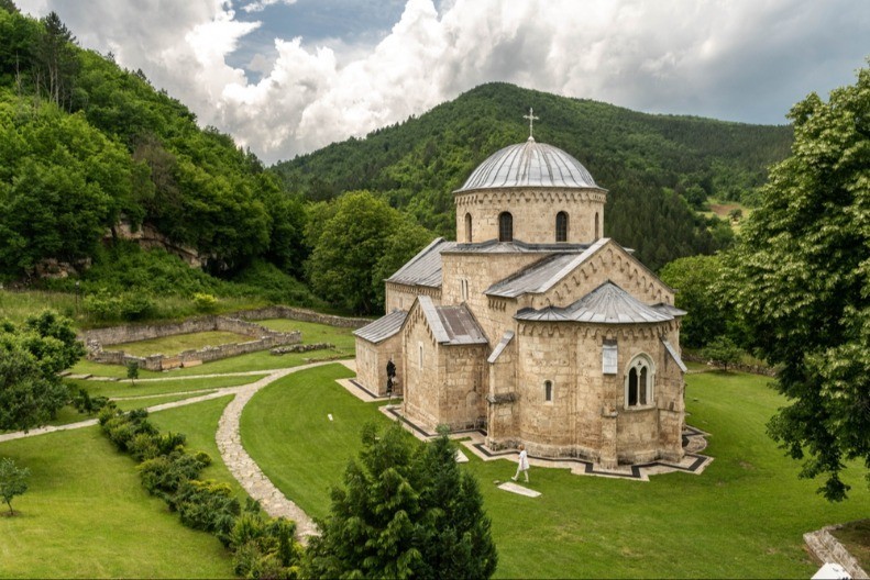 Manastir u srcu Golije čuva posebnu legendu: Tiče se kraljice Jelene Anžujske