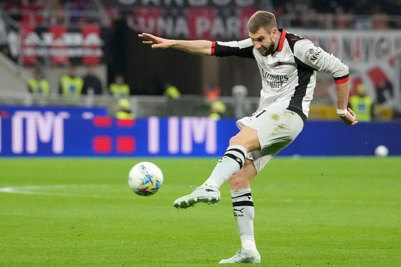 BOMBA Fenomenalan gol Strahinje Pavlovića (VIDEO)