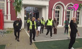 DRAMA U ELITI Bora Santana nasrnuo na cimera, bacao stvari i divljao, obezbeđenje ga opkolilo (FOTO)