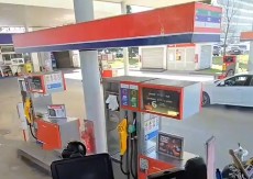 SITUACIJA NA PUMPAMA U SLOVENIJI KRITIČNA U Srbiji rezerve pune do čepa, sipaj i ne pitaj!