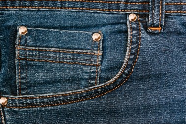 LJUDI TEK SAD SHVATAJU ČEMU SLUŽI MALI DŽEP NA FARMERKAMA Mnogi su iznenađeni