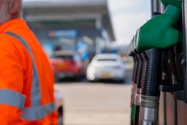 HAOS U HRVATSKOJ! CENE GORIVA SKAČU Vozači se OVAKO snalaze, pumpe se zatvaraju - "Rezervoar jeftiniji i do 20 EVRA"