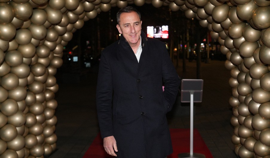 ESTRADA SE SJATILA KOD SERGEJA ĆETKOVIĆA Zavirite na glamuroznu proslavu njegovog 50. rođendana! (FOTO)