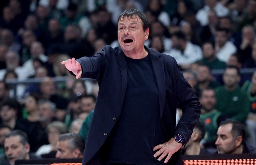 TRZAVICE U PANATINAIKOSU Ataman precrtao centra