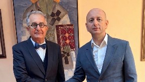 KNEŽEVIĆ SA AMBASADOROM SRBIJE U CRNOJ GORI: Sećanje na žrtve NATO agresije i poruka jedinstva Srbije i Crne Gore