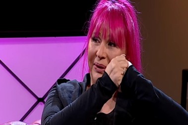 "NEĆU O TOME..." Naša pevačica grca u suzama zbog Zorice Brunclik, ne može da se smiri!