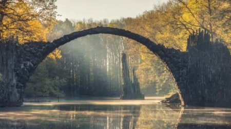 ĐAVOLJI MOST JE PRIRODNA OPTIČKA ILUZIJA Ljudi trljaju oči i ne veruju šta vide, a legenda koja se vezuje za njega je potpuni HOROR 