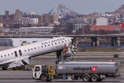 PILOTI POGINULI ZA TREN OKA Otkriveni detalji tragedije leta Er Kanade iz minuta u minut