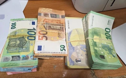 SAKRIO SKORO 30.000 EVRA Uhapšen mladić iz Srbije na granici sa Crnom Gorom