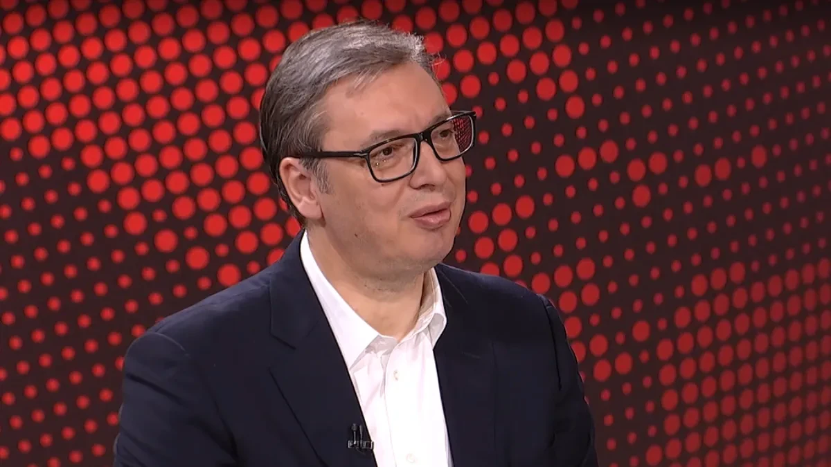 VUČIĆ RAZOTKRIO IGRE: „Dojče vele nije objektivan“ – dok komšije jačaju oružje, Srbija se sprema da odvrati svaki napad!