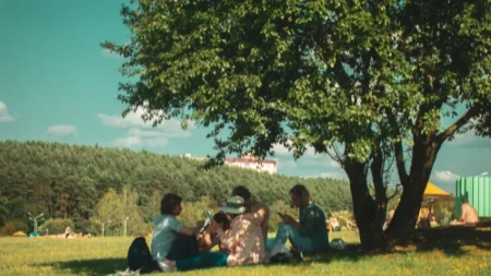 Ispod ovog drveta nikad nemojte sedeti: Posle pola sata ostajete bez snage i sa migrenom