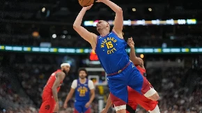 SVE BLIŽI REKORDU ČUVENOG AMERIKANCA Jokić na pragu ispisivanja istorije NBA lige