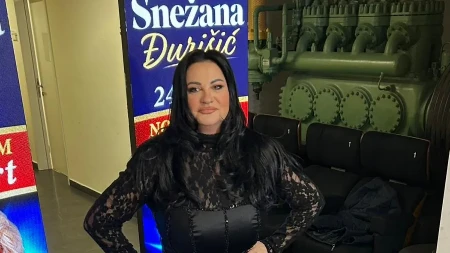 “NISAM NI SANJALA DA ĆE ME POZVATI” Jana nikad srećnija na koncertu Snežane Đurišić! 