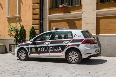 RADNICA GOLORUKA KRENULA NA PUŠKU, NAPADAČ TUKAO PA PUCAO Detalji napada u Mostaru