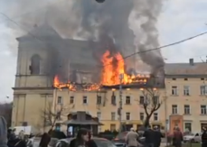 NAJJAČI NAPAD DO SAD? RUSI ZASULI UKRAJINU SA SKORO 1.000 DRONOVA! "Ljudi su bežali kao da je teroristički napad" (VIDEO)