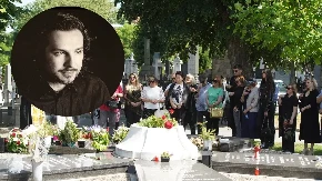 10 GODINA NAKON SMRTI BOL NE JENJAVA Tuga na grobu Marinka Madžgalja, evo ko se pojavio na pomenu 
