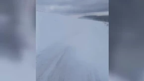 SNEŽNI HAOS U HRVATSKOJ! Autobus se zabio u stenu!