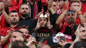 Oteli zastavu Albancima i poručili: Kosovo je Srbija