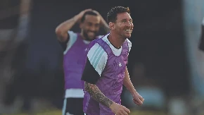 MESI, MESI! Neće ništa da nam škodi, samo, prošli je put je bolelo...