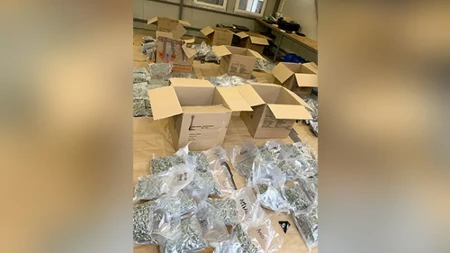 ŠOK NA GRANIČNOM PRELAZU ŠID Pokušao da uđe u Srbiju sa 94 paketa puna droge! Ovo su detalji slučaja (FOTO)