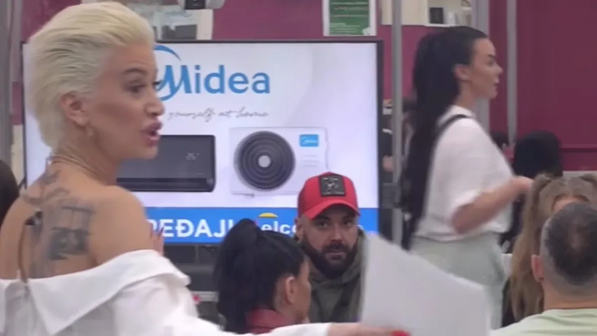 "MACO, TI SI ZA TO POTPISALA UGOVOR" Brutalna svađa Dušice i Anite, ona napustila program, Jakovljevićeva krenula za njom!