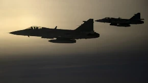 UZBUNA NA BALKANU! Dignuti BORBENI AVIONI, odjekivale glasne detonacije!