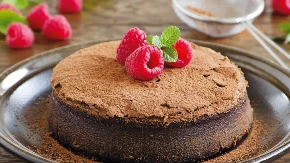 SLADOLED TORTA I KREMASTA I BRZA Sladi i ledi u isto vreme, a nikad lakša priprema