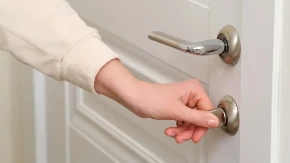 Trik koji mogu svi da probaju - prodao je kuću za 86.000 evra više od onog što mu je rekao agent