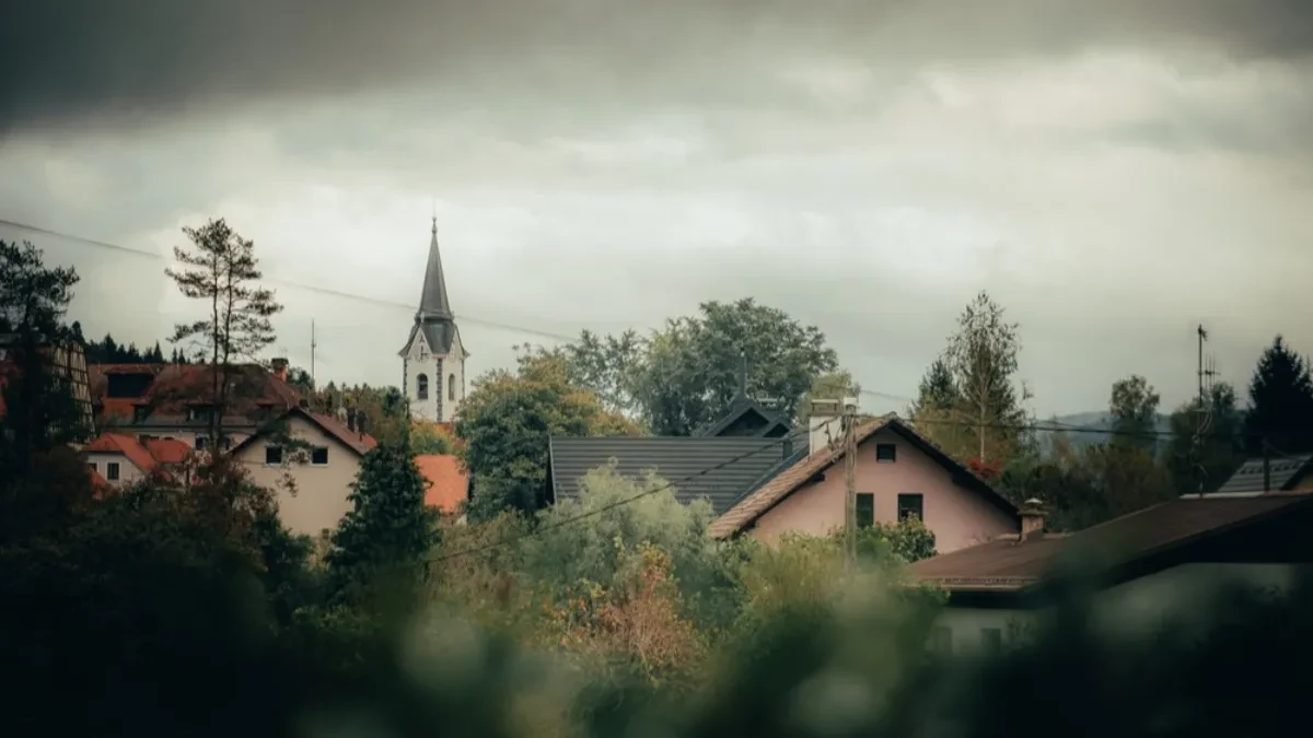 NEVREME NAPARAVILO HAOS: Oštećeno 650 kuća, 6.000 potrošača bez struje...