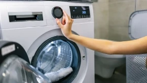 Previše deterdženta smanjuje efikasnost mašine - stručnjaci preporučili količinu