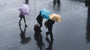 CIKLON RAZVALIO SRBIJU! Večeras još jači pljuskovi, a evo gde preti haos