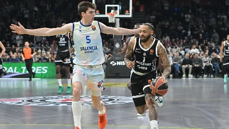 PARTIZAN - VALENSIJA Crno-beli na dvocifrenom minusu