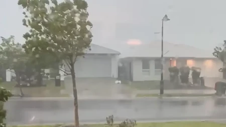 ZBOG OLUJE HILJADE LJUDI BEZ STRUJE! Oštećeni krovovi, zatvorene škole i vrtići 