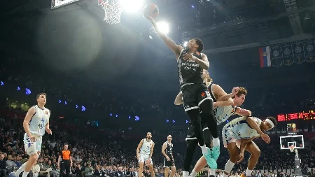 NAGRADA ZA UTAKMICU SEZONE Sterling Braun dominirao u pobedi Partizana nad Valensijom i dobio MVP priznanje