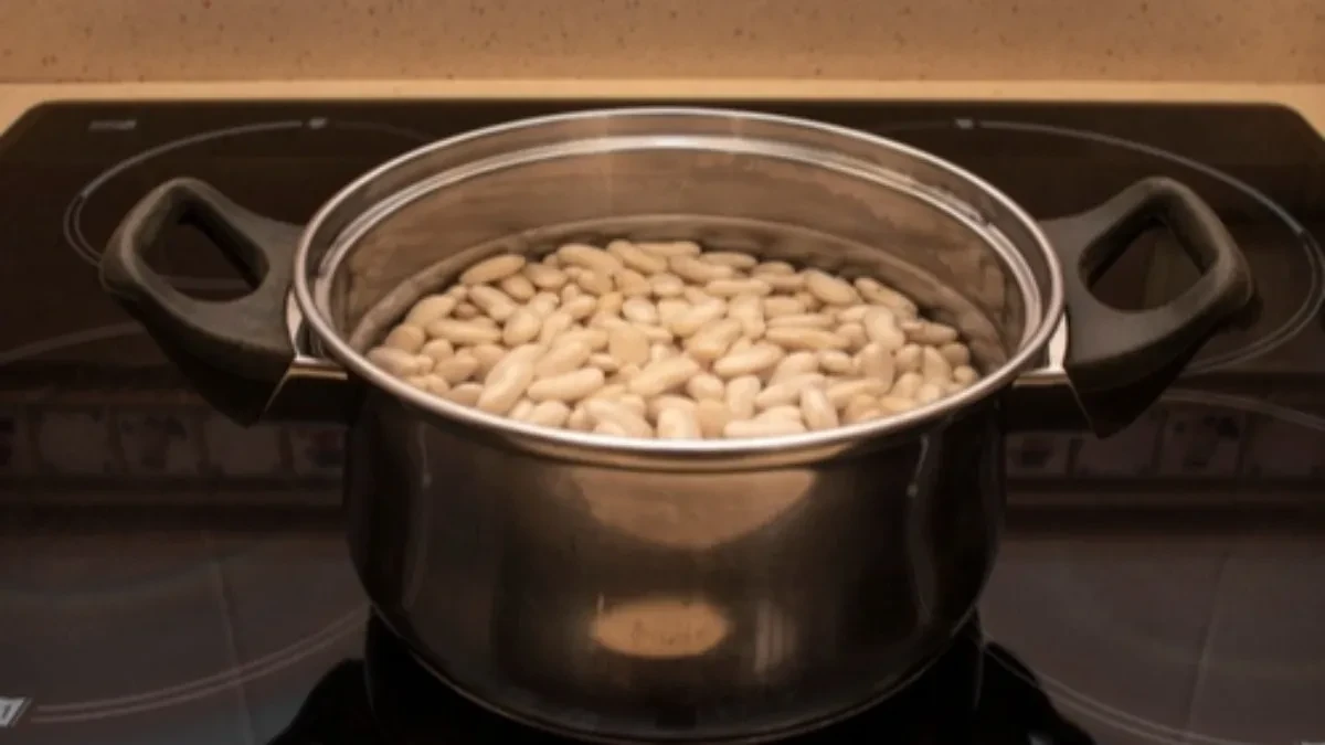 Kako skuvati pasulj, a da ne nadima? Dodajte samo kašiku ovoga, zaboravićete na nadimanje 