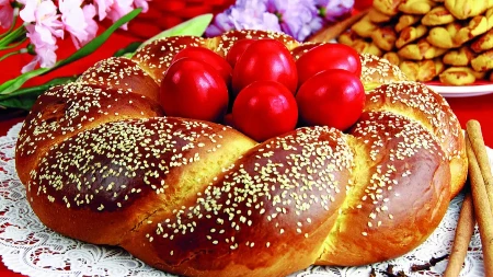 Najlepša uskršnja pogača koju ćete umesiti: Testo mekano kao duša, a korica zlatna i hrskava