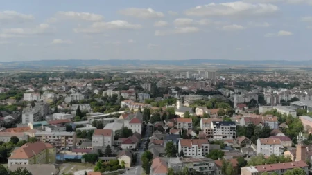 Paprena nekretnina u Sremu: Kuća košta 2 miliona evra, nema kupca 3 godine