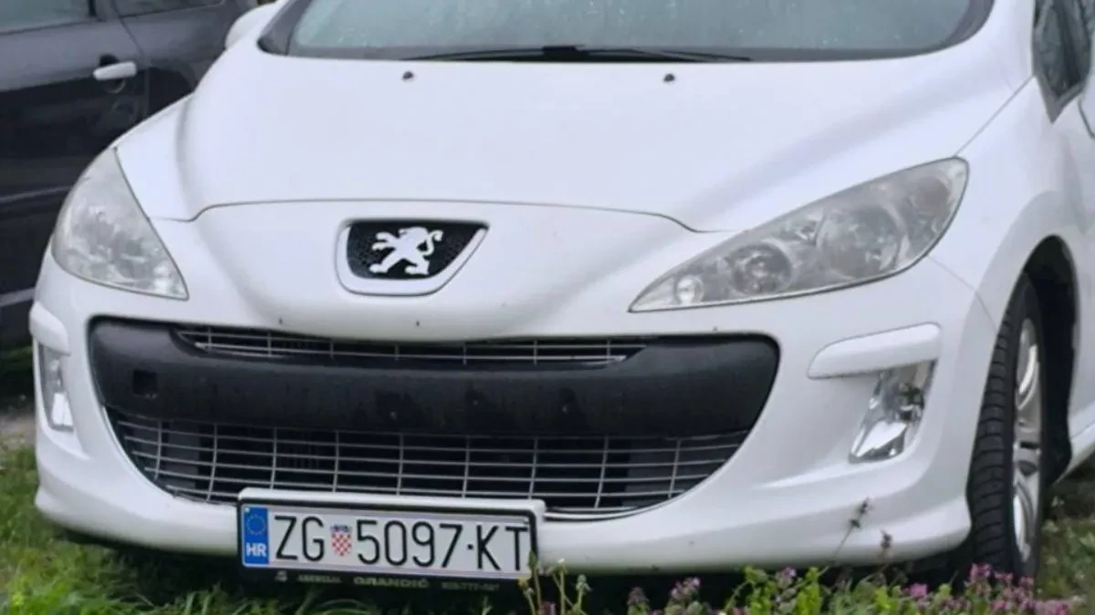 ZAGREBAČKE TABLICE PREPLAVILE KULU! Ludilo blokadera izlazi na videlo, ispod automobila postavljaju ŠILJKE