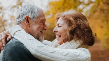 SUPRUŽNICI PROSLAVILI 70 GODINA BRAKA, MUŽ KONAČNO OTKRIO SVOJU TAJNU "Radim to već 7 decenija"