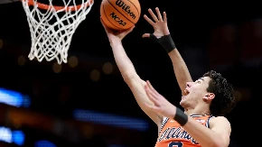 DOMINACIJA BALKANACA Andrej Stojaković pravio čuda na terenu, Ilinois ide na Fajnal for prvi put posle 21 godine