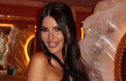 MAJKA ANE RAJKOVIĆ IZOSTALA S NJENE PROSLAVE Sada joj se javno obratila, glasine o svađi sve tačnije! 