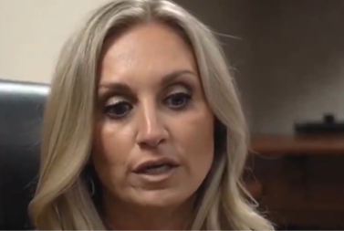 OVO JE BIVŠA GRADONAČELNICA KOJA JE SILOVALA DEČAKA KOD BAZENA Svedok otkrio šok detalje: "U jednom trenutku je dečak povraćao..."