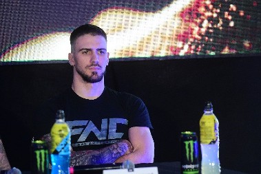 BOJKOVIĆ SE OBRATIO JANIČIĆU "Dolazim u Bor, pokaži koliko si hrabar..." 